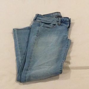 American Eagle Women’s Faded Jeans